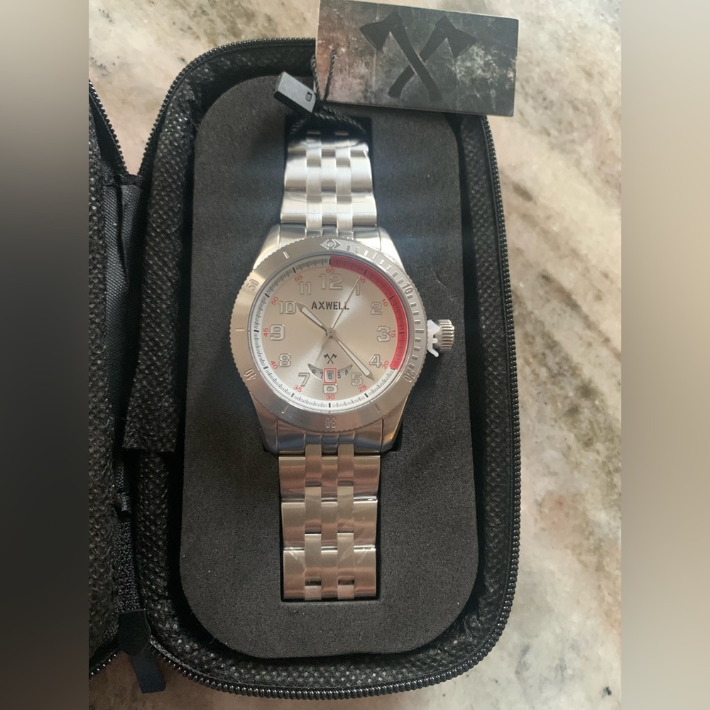 Axwell Men’s Watch - Picture 2 of 3